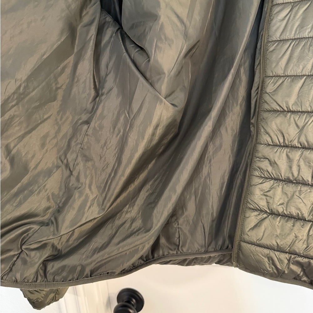 Goodfellow Puffer Jacket - Picture 5 of 6